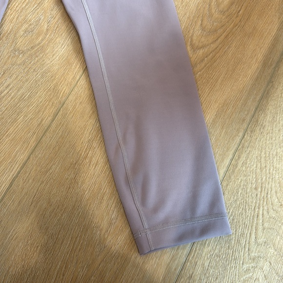 Lululemon leggings - Picture 2 of 7